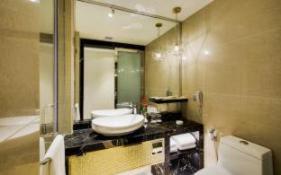 Photo of Bathroom in Chamkar Mon