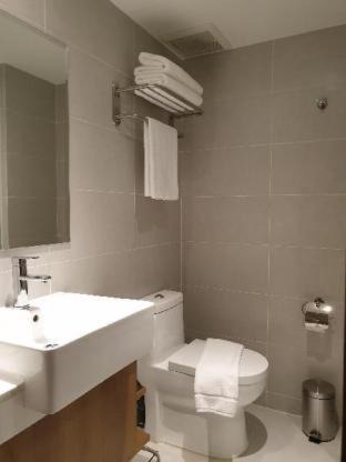 Photo of Others in Samsen Nok
