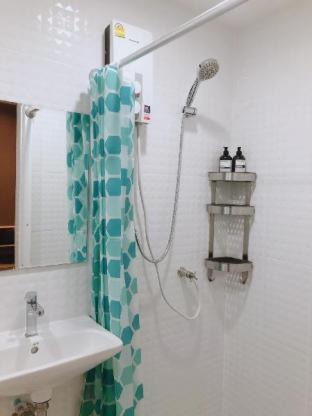 Photo of Bathroom in Ratchathewi