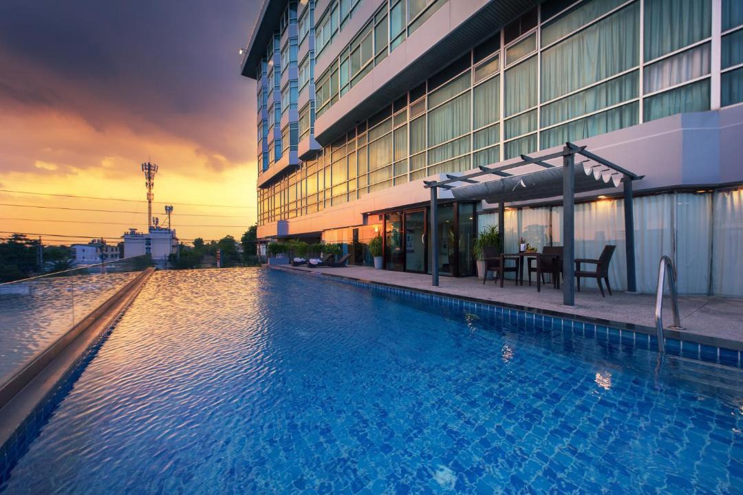 Photo of Outdoor in Racha Thewa