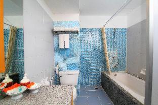 Photo of Bathroom in Din Daeng