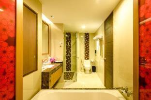 Photo of Bathroom in Ratchathewi