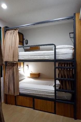 Photo of Bedroom in Pom Prap Sattru Phai