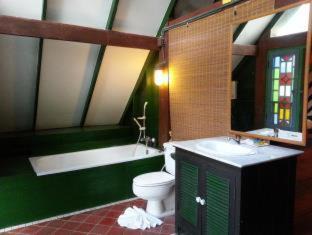 Photo of Bathroom in Don Kaeo