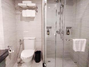 Photo of Bathroom in Thanon Phaya Thai