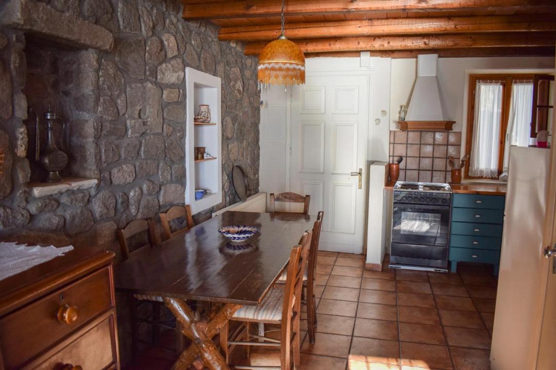Photo of Kitchen in Mithimna