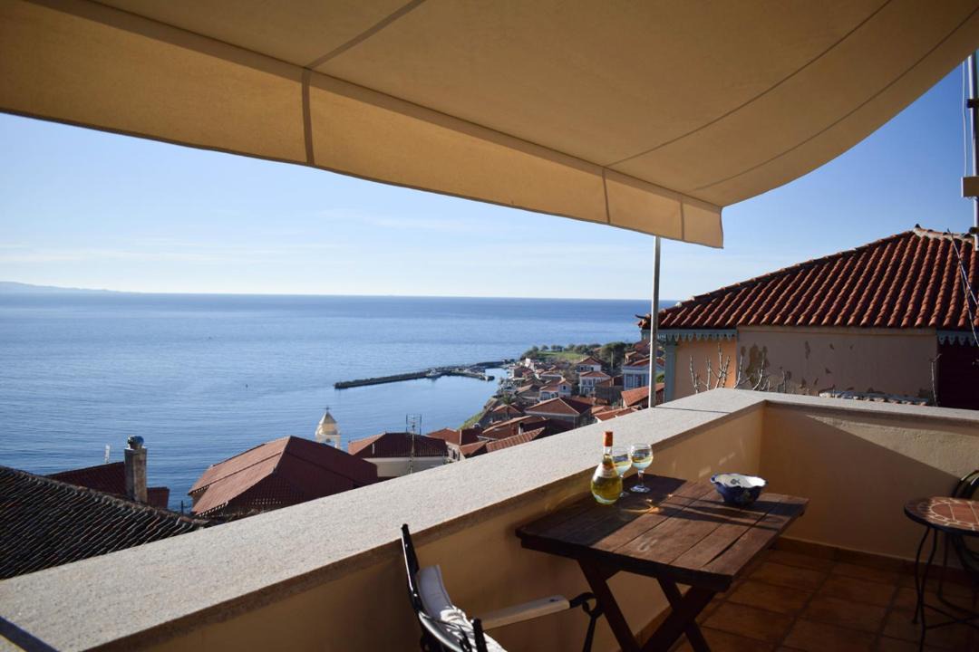 Photo of Patio Balcony in Mithimna