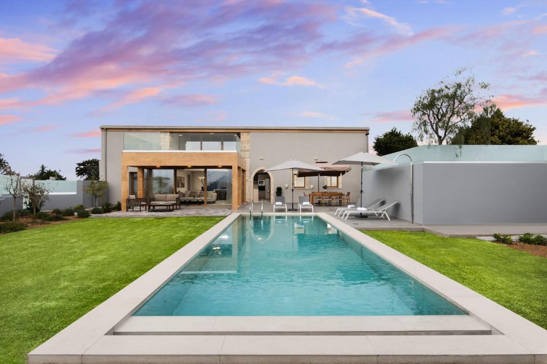 Photo of Outdoor in Sternes