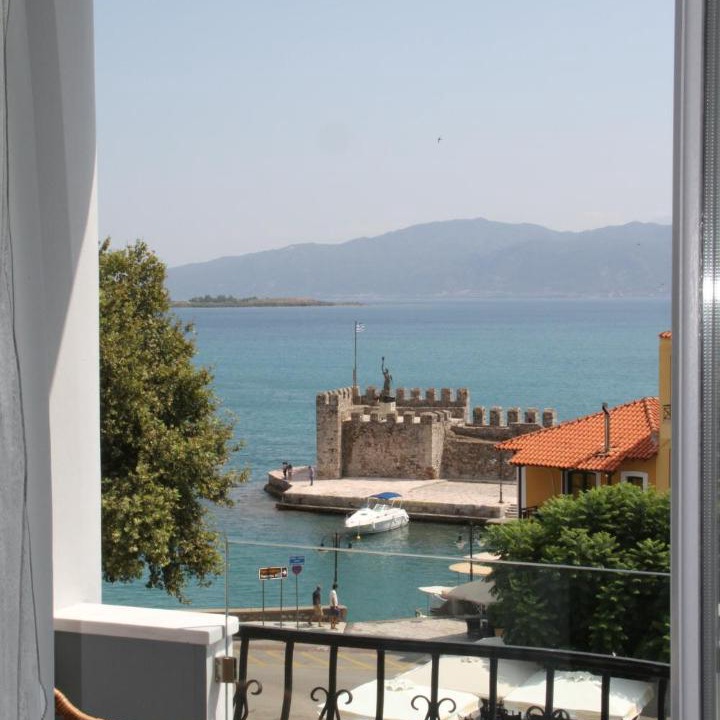 Photo of Patio Balcony in Gefira Mpania