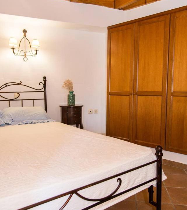Photo of Bedroom in Mirsini
