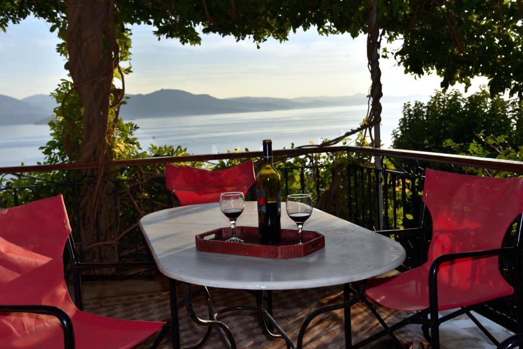 Photo of Patio Balcony in Mithimna