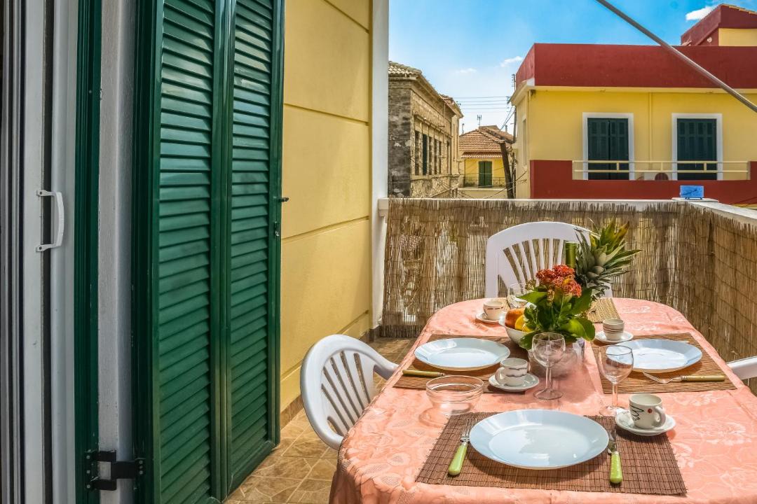 Photo of Patio Balcony in Molos