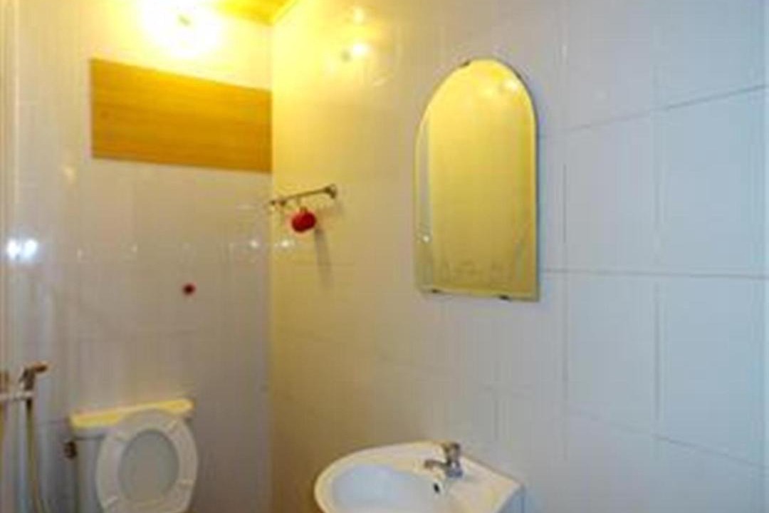 Photo of Bathroom in Prampir Makara