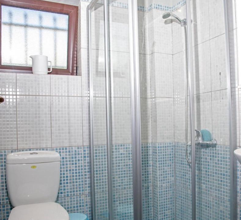 Photo of Bathroom in Stropones