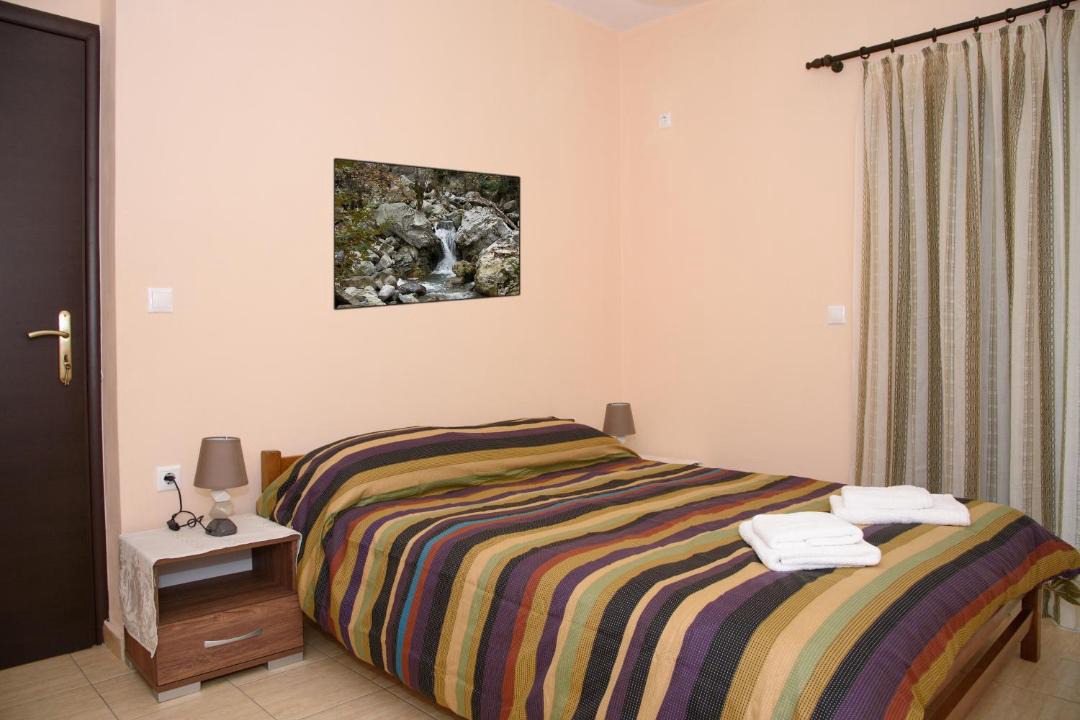 Photo of Bedroom in Stropones