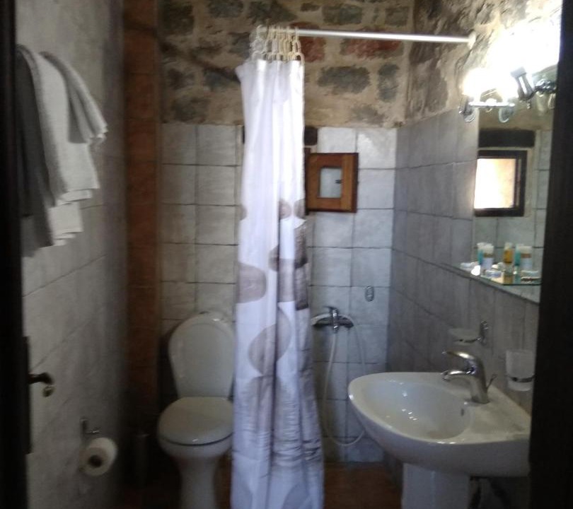 Photo of Bathroom in Charouda
