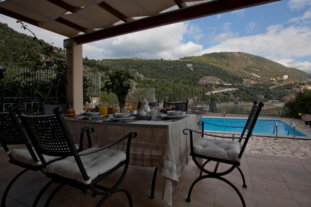 Photo of Patio Balcony in Terpsithea