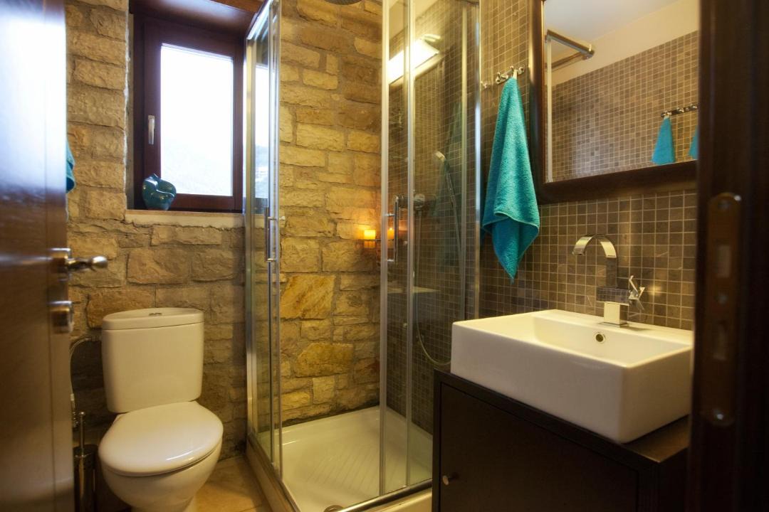 Photo of Bathroom in Terpsithea