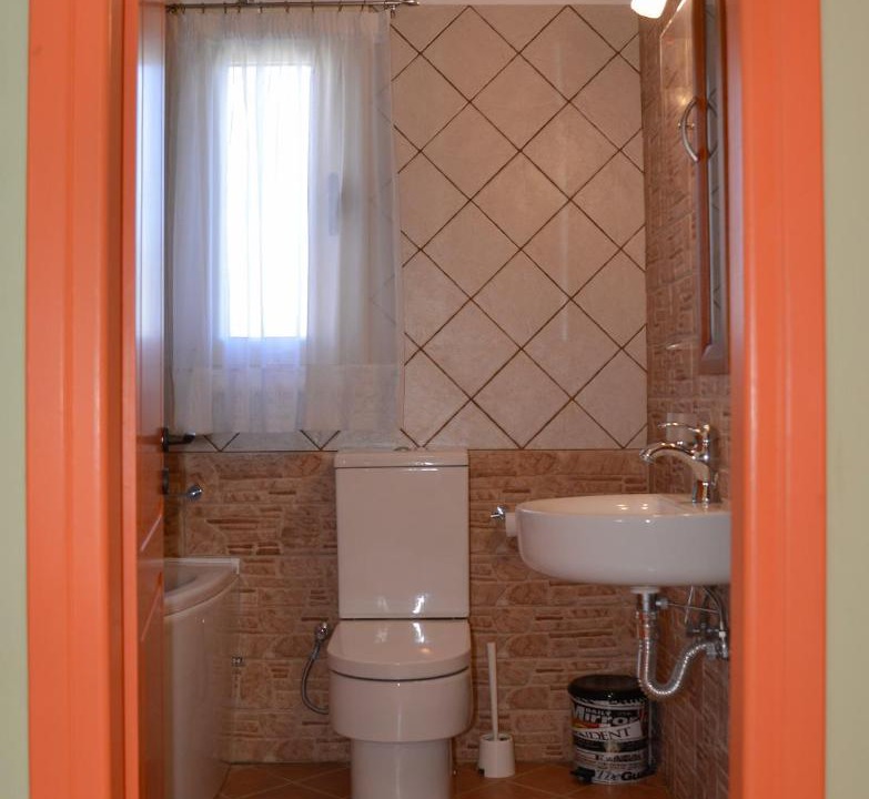 Photo of Bathroom in Marathias