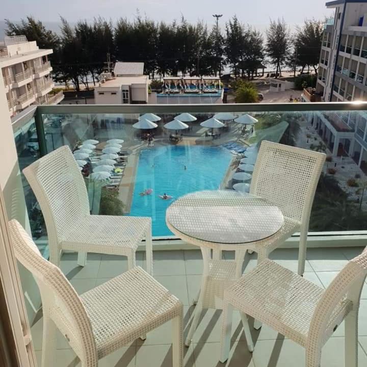 Photo of Patio Balcony in Kram