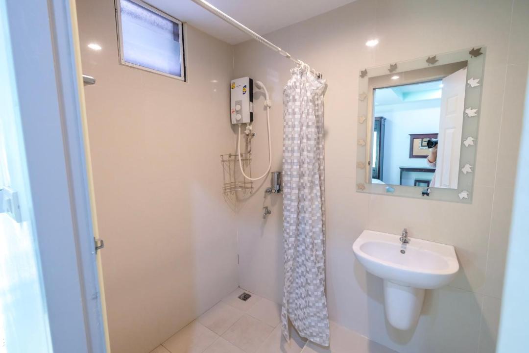 Photo of Bathroom in Nai Mueang
