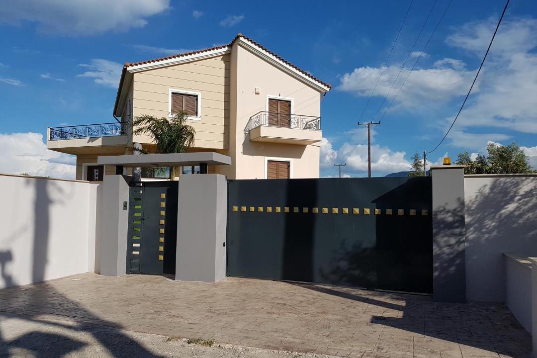 Photo of Buildings in Aigialeia