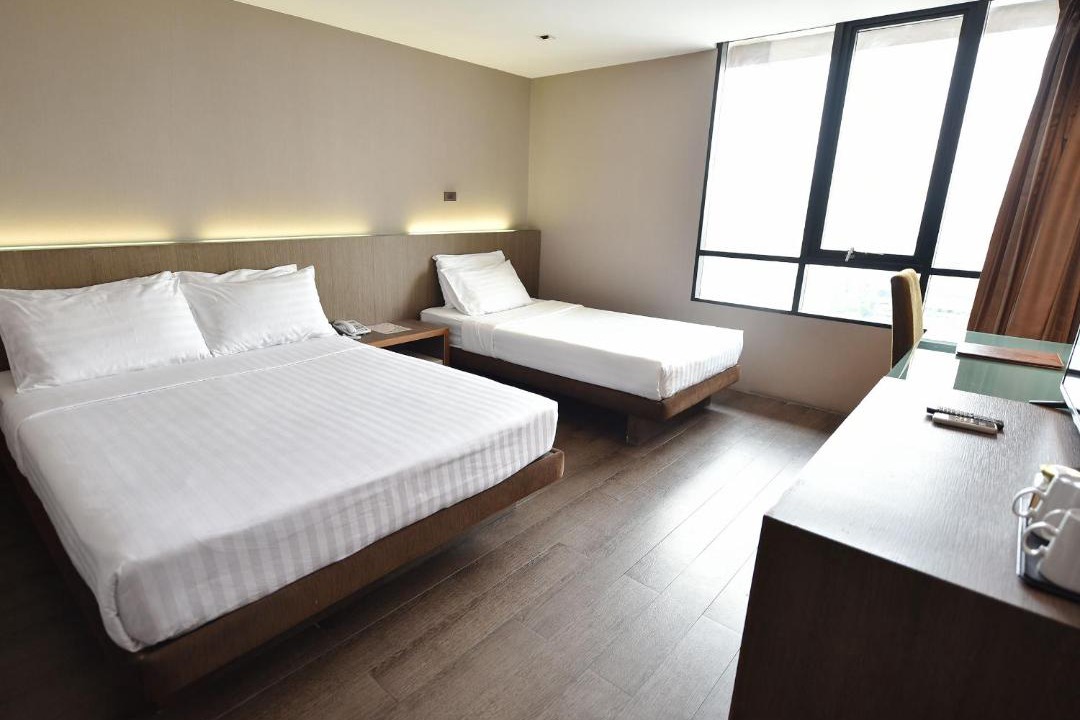 Photo of Bedroom in Thanon Phetchaburi