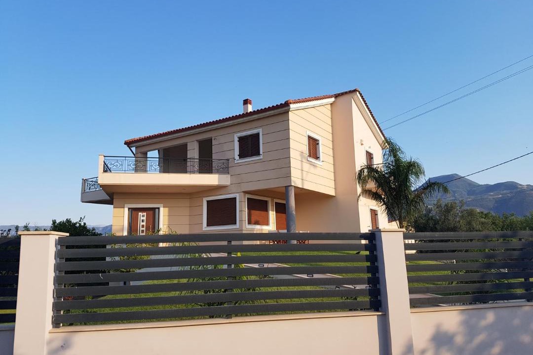 Photo of Buildings in Aigialeia