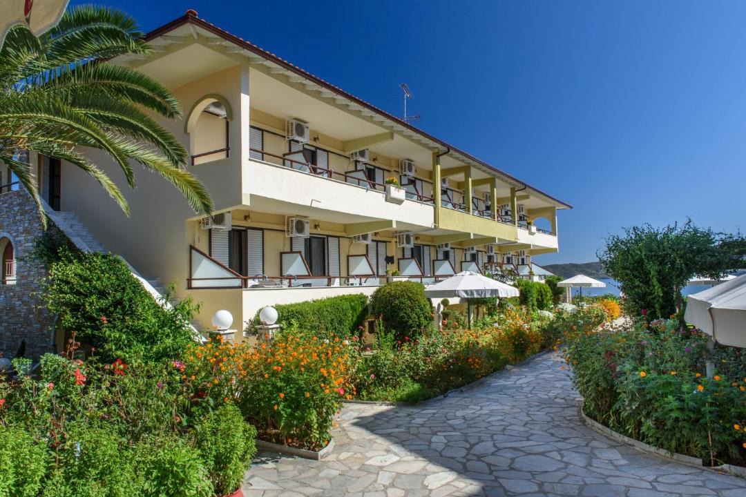 Photo of Others in Aristotelis