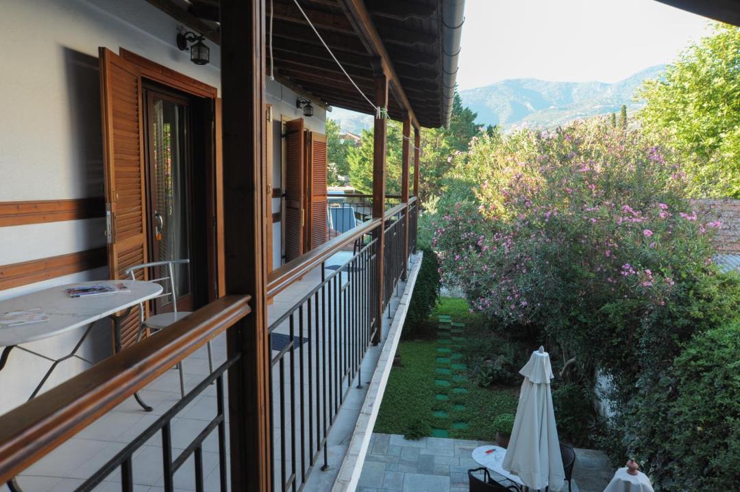Photo of Patio Balcony in Platanidia