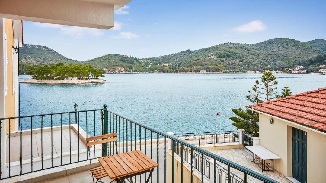 Photo of Patio Balcony in Vathy