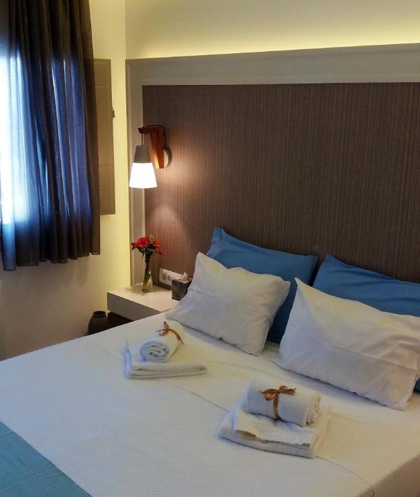 Photo of Bedroom in Fira