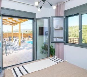 Villa Eleonas Swimming 