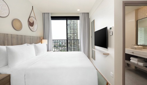 Suite, 1 Bedroom, Balcony (Kitchen)