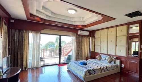 Exclusive Villa