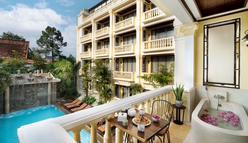 Honeymoon Suite with Balcony & Pool View