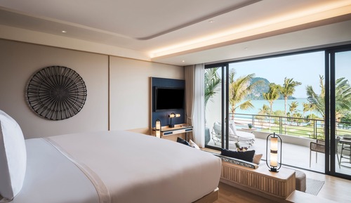 Deluxe Sea View Suite comp scheduled sea transfers from Phuket or Krabi