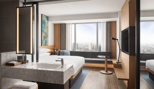Deluxe Room, 1 King Bed