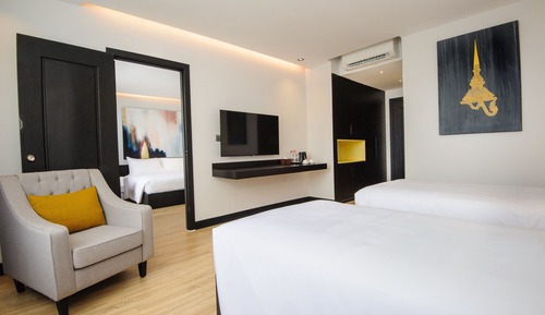 Deluxe Twin Room