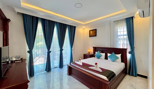 Superior Double Room, Balcony, City View