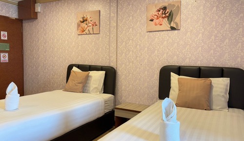Deluxe Twin Room