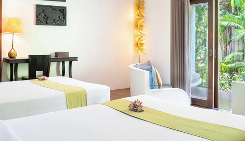 Explorer Twin Room