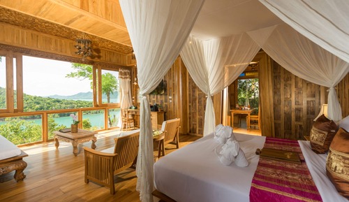 Seawater Pool Suite with FREE THB 1,500 Net Resort Credit per night