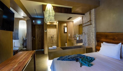 Signature Studio Suite