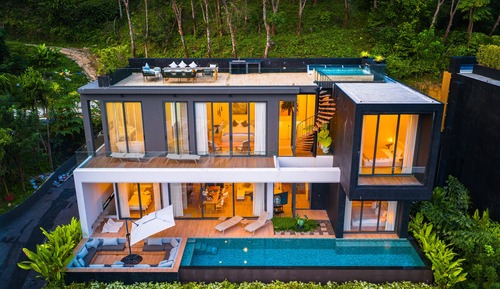 4 Bedroom Villa with Private Pool