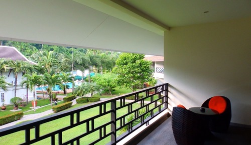 Deluxe Room with Lake View