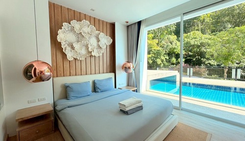 Luxury Condo, 1 Bedroom, Pool Access