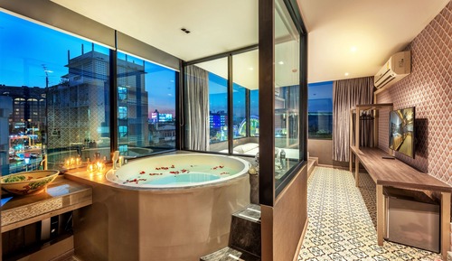 Deluxe Double Room with Jacuzzi