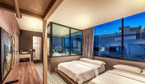 Triple Room with Jacuzzi