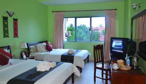 Deluxe Twin Room - Free Pick Up at Bus Station